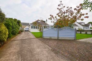 Photo 25- click for photo gallery